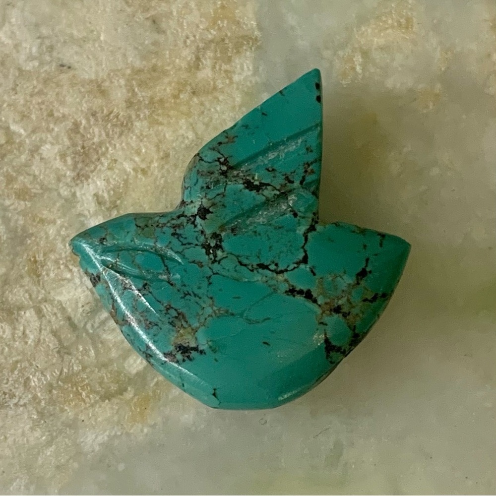 Vintage Carved Turquoise Bird Fetish Bead Native American Zuni Style Animal .7"